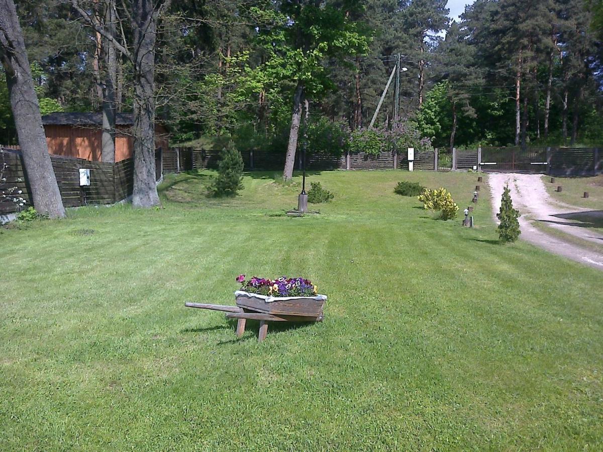 Forest Edge Lodge Riga Extérieur photo